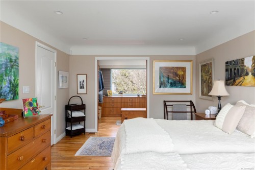 3331 Woodburn Ave, Oak Bay, BC 