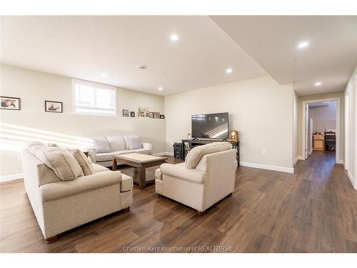 21 Baffin Way, Chatham, ON 