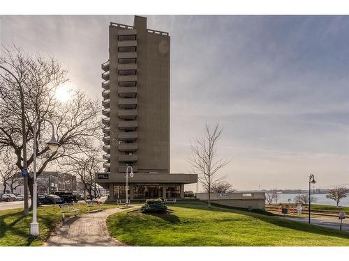 1105-155 Front Street North, Sarnia, ON 