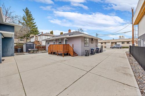 932-930 Lawson Avenue, Kelowna, BC - Outdoor