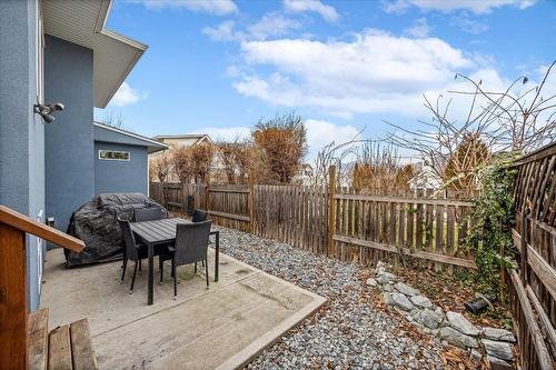 932-930 Lawson Avenue, Kelowna, BC - Outdoor With Exterior