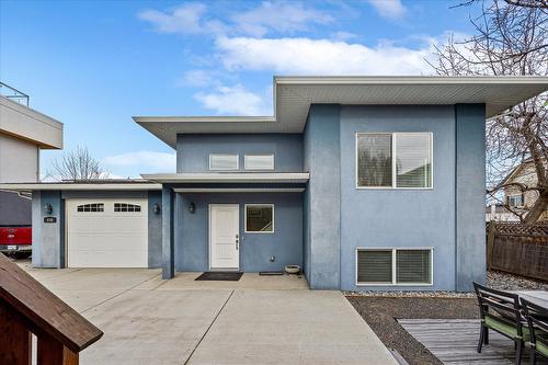 932-930 Lawson Avenue, Kelowna, BC - Outdoor