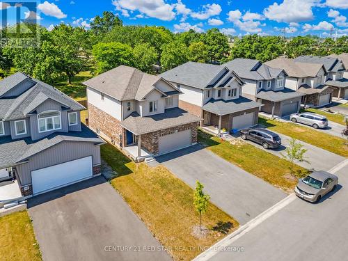 55 Laurent Avenue, Welland, ON - Outdoor With Facade