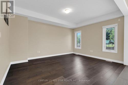55 Laurent Avenue, Welland, ON - Indoor Photo Showing Other Room