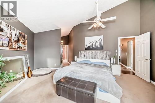 8373 Edgevalley Drive Nw, Calgary, AB - Indoor Photo Showing Bedroom