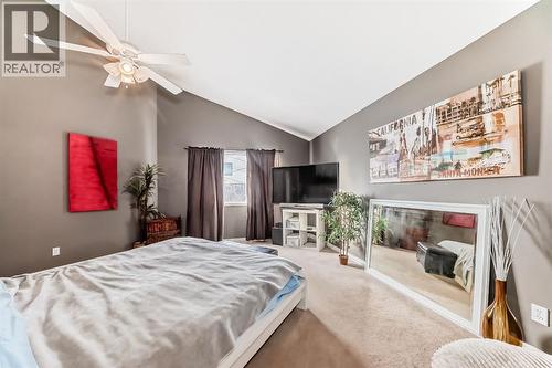 8373 Edgevalley Drive Nw, Calgary, AB - Indoor Photo Showing Bedroom