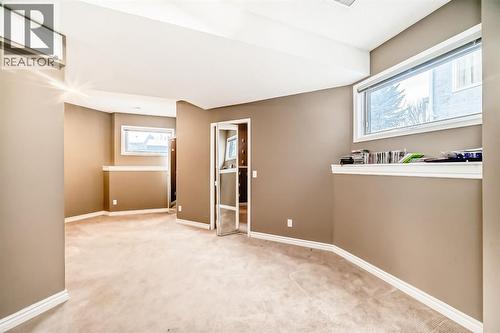 8373 Edgevalley Drive Nw, Calgary, AB - Indoor Photo Showing Other Room