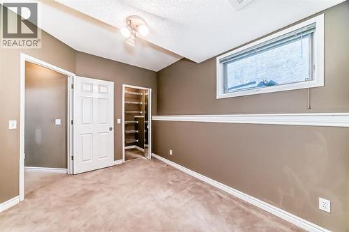 8373 Edgevalley Drive Nw, Calgary, AB - Indoor Photo Showing Other Room
