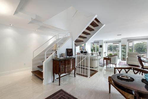 Vue d'ensemble - 1 Av. Sauriol, Laval (Laval-Des-Rapides), QC 