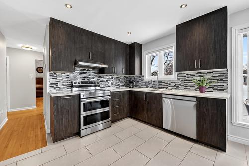 Cuisine - 1356 Rue Adélard, Blainville, QC - Indoor Photo Showing Kitchen With Upgraded Kitchen