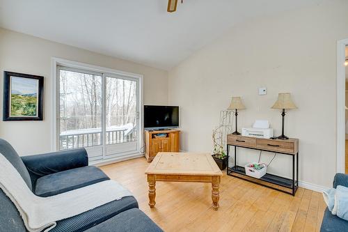 Salon - 1076 Rue Monette, Prévost, QC - Indoor Photo Showing Living Room