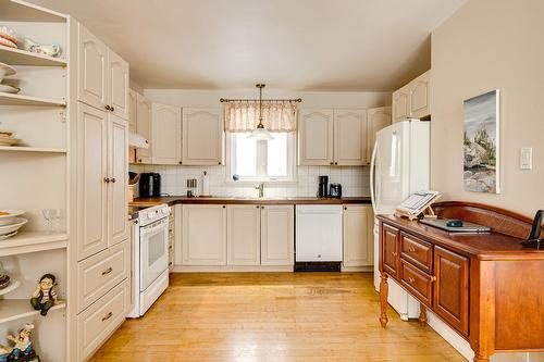 Cuisine - 1076 Rue Monette, Prévost, QC - Indoor Photo Showing Kitchen With Double Sink