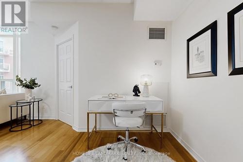 404 - 451 Rosewell Avenue, Toronto, ON - Indoor Photo Showing Office
