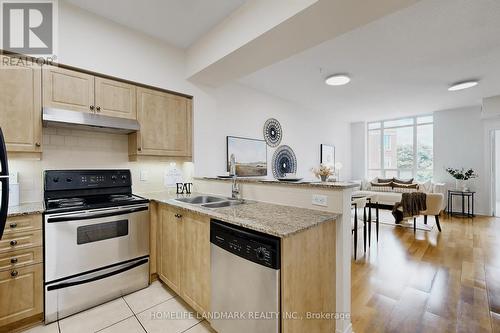404 - 451 Rosewell Avenue, Toronto, ON - Indoor Photo Showing Kitchen With Double Sink
