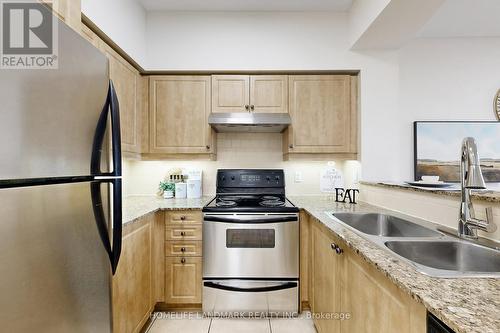 404 - 451 Rosewell Avenue, Toronto, ON - Indoor Photo Showing Kitchen With Double Sink