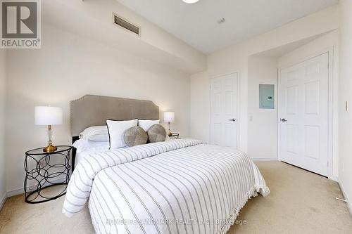 404 - 451 Rosewell Avenue, Toronto, ON - Indoor Photo Showing Bedroom