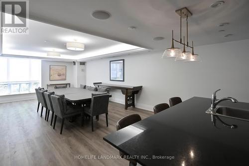 404 - 451 Rosewell Avenue, Toronto, ON - Indoor Photo Showing Dining Room