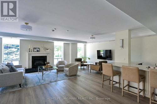 404 - 451 Rosewell Avenue, Toronto, ON - Indoor Photo Showing Living Room With Fireplace