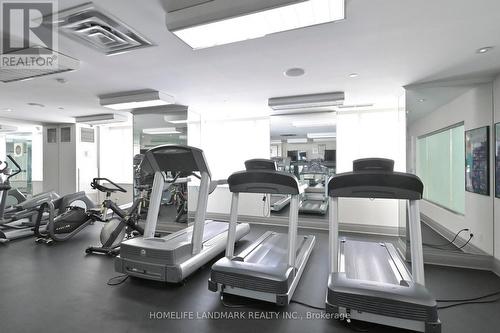 404 - 451 Rosewell Avenue, Toronto, ON - Indoor Photo Showing Gym Room
