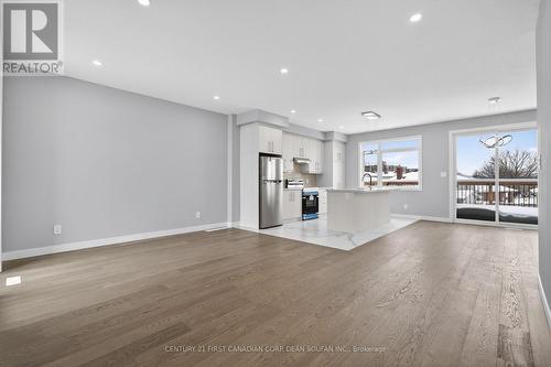 18 - 349 Southdale Road E, London South (South W), ON - Indoor