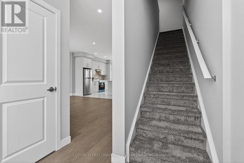 18 - 349 Southdale Road E, London South (South W), ON - Indoor Photo Showing Other Room