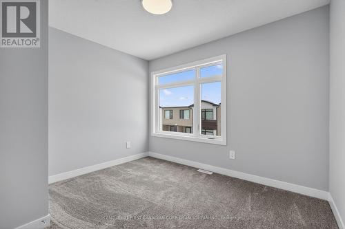 18 - 349 Southdale Road E, London South (South W), ON - Indoor Photo Showing Other Room