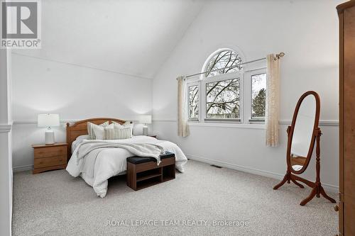 27 Avonmore Crescent, Ottawa, ON - Indoor Photo Showing Bedroom