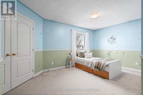 27 Avonmore Crescent, Ottawa, ON - Indoor Photo Showing Bedroom
