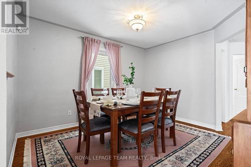 27 Avonmore Crescent, Ottawa, ON - Indoor Photo Showing Dining Room