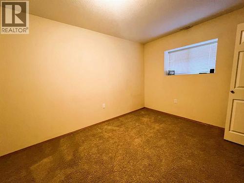 492 Hilton Crescent Ne, Medicine Hat, AB - Indoor Photo Showing Other Room