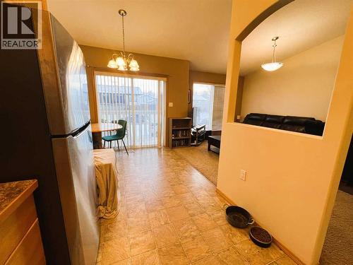 492 Hilton Crescent Ne, Medicine Hat, AB - Indoor