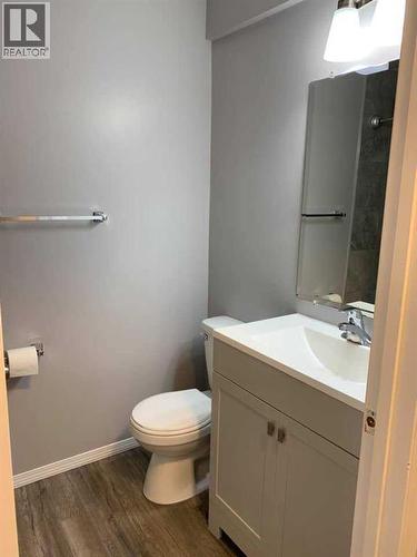 10231 107 Avenue, Grande Prairie, AB - Indoor Photo Showing Bathroom