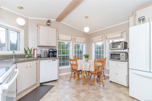 1071 Bourban Rd, Mill Bay, BC 