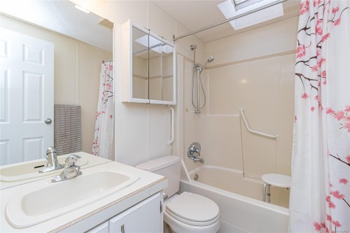 1071 Bourban Rd, Mill Bay, BC 