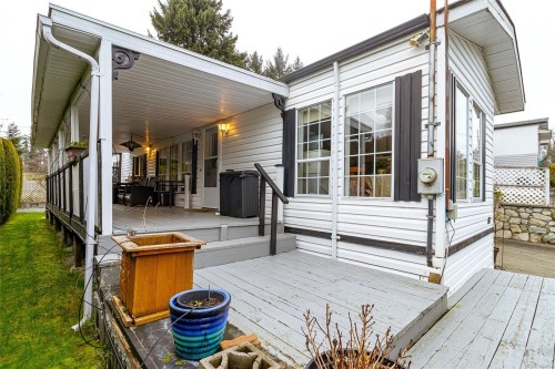 1071 Bourban Rd, Mill Bay, BC 