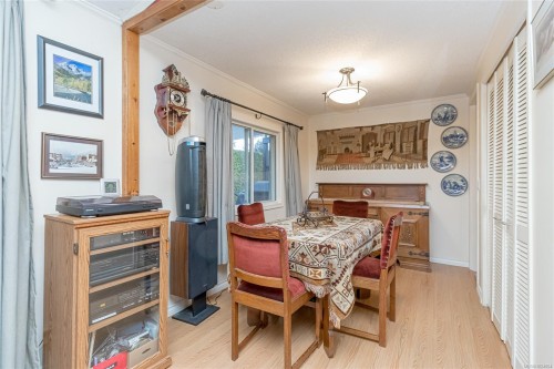 1071 Bourban Rd, Mill Bay, BC 