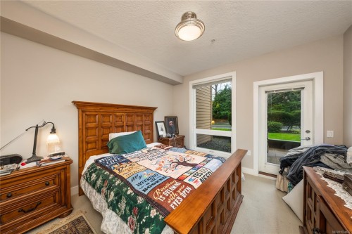 103-4529 West Saanich Rd, Saanich, BC - Indoor Photo Showing Bedroom