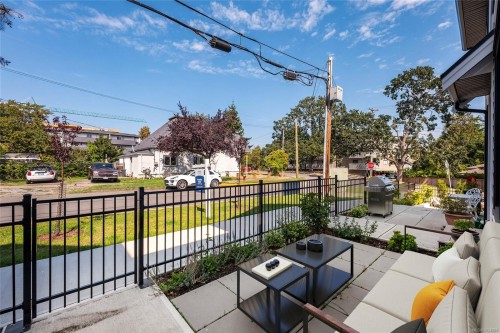 6-820 Dunsmuir Rd, Esquimalt, BC 