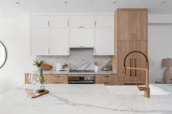 5-820 Dunsmuir Rd  Esquimalt, BC V9A 5B7