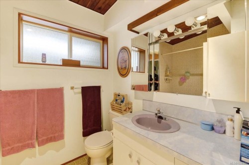 10258 Stirling Arm Cres, Port Alberni, BC 