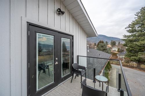 633 Pineview Drive, Kaleden, BC - Outdoor With Exterior