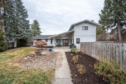 633 Pineview Drive, Kaleden, BC - Outdoor