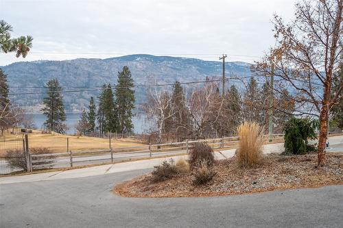 633 Pineview Drive, Kaleden, BC - Outdoor With View
