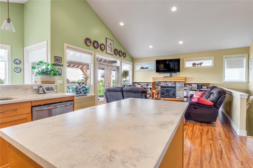 660 Mariner Dr, Campbell River, BC 