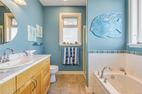 660 Mariner Dr, Campbell River, BC 