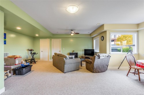 660 Mariner Dr, Campbell River, BC 