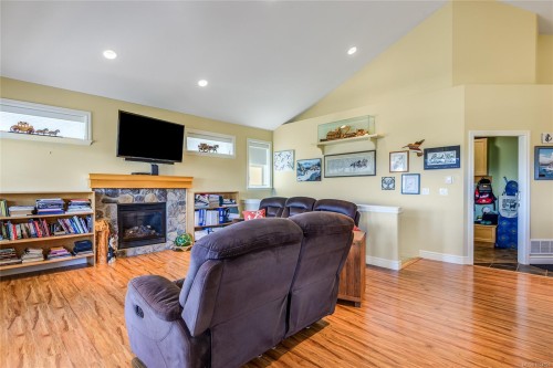 660 Mariner Dr, Campbell River, BC 