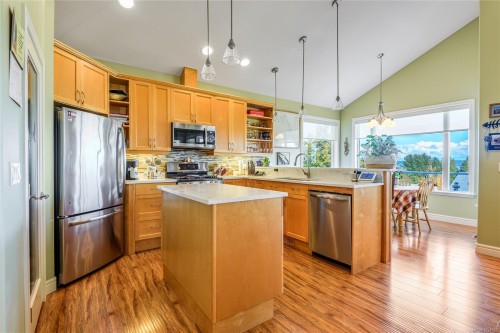 660 Mariner Dr, Campbell River, BC 