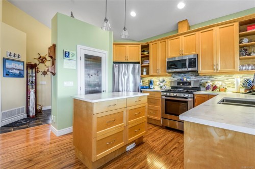 660 Mariner Dr, Campbell River, BC 