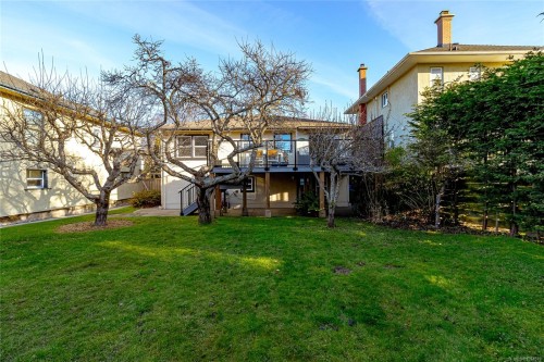 160 Joseph St, Victoria, BC 